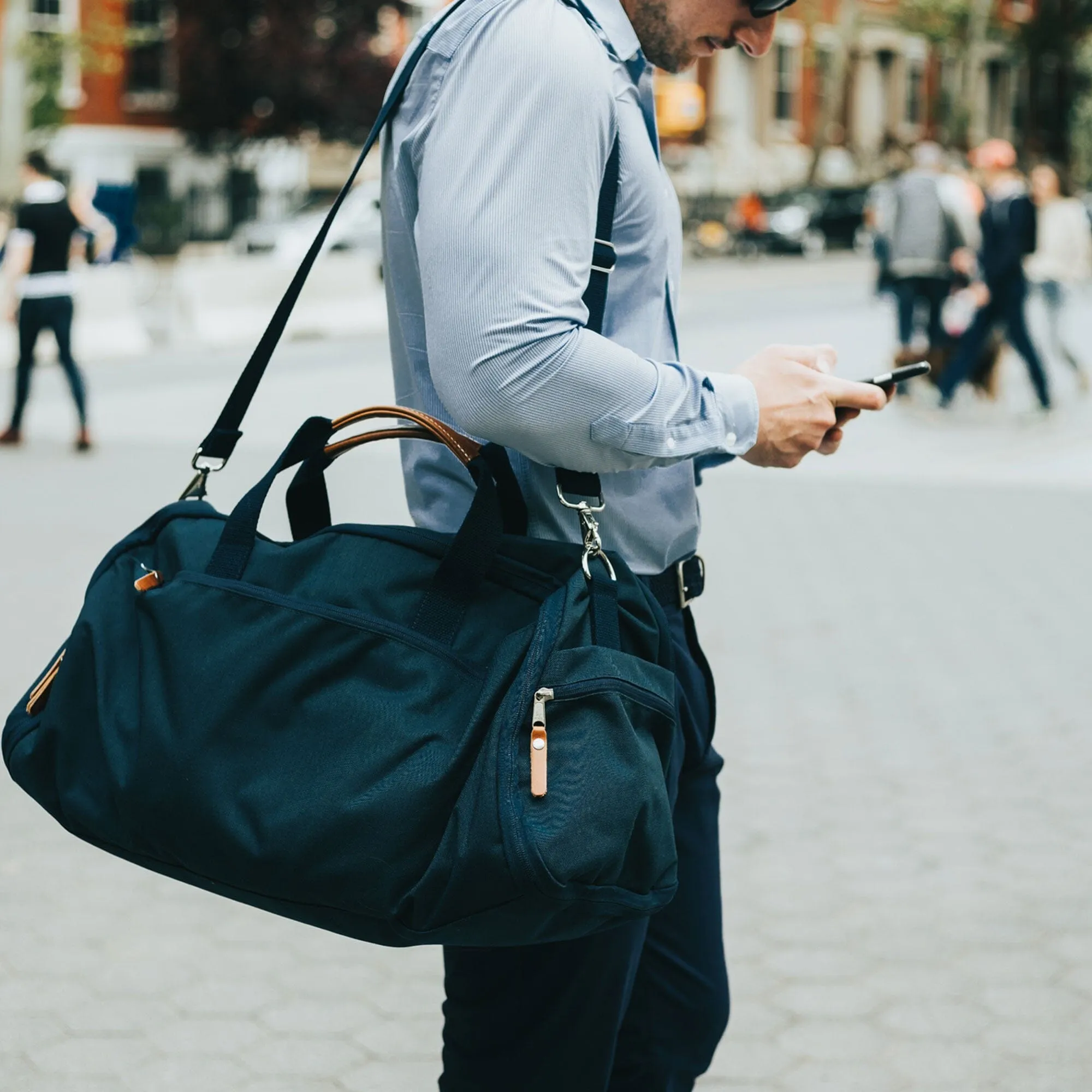 Large Garment Duffel Bag- Navy/Navy