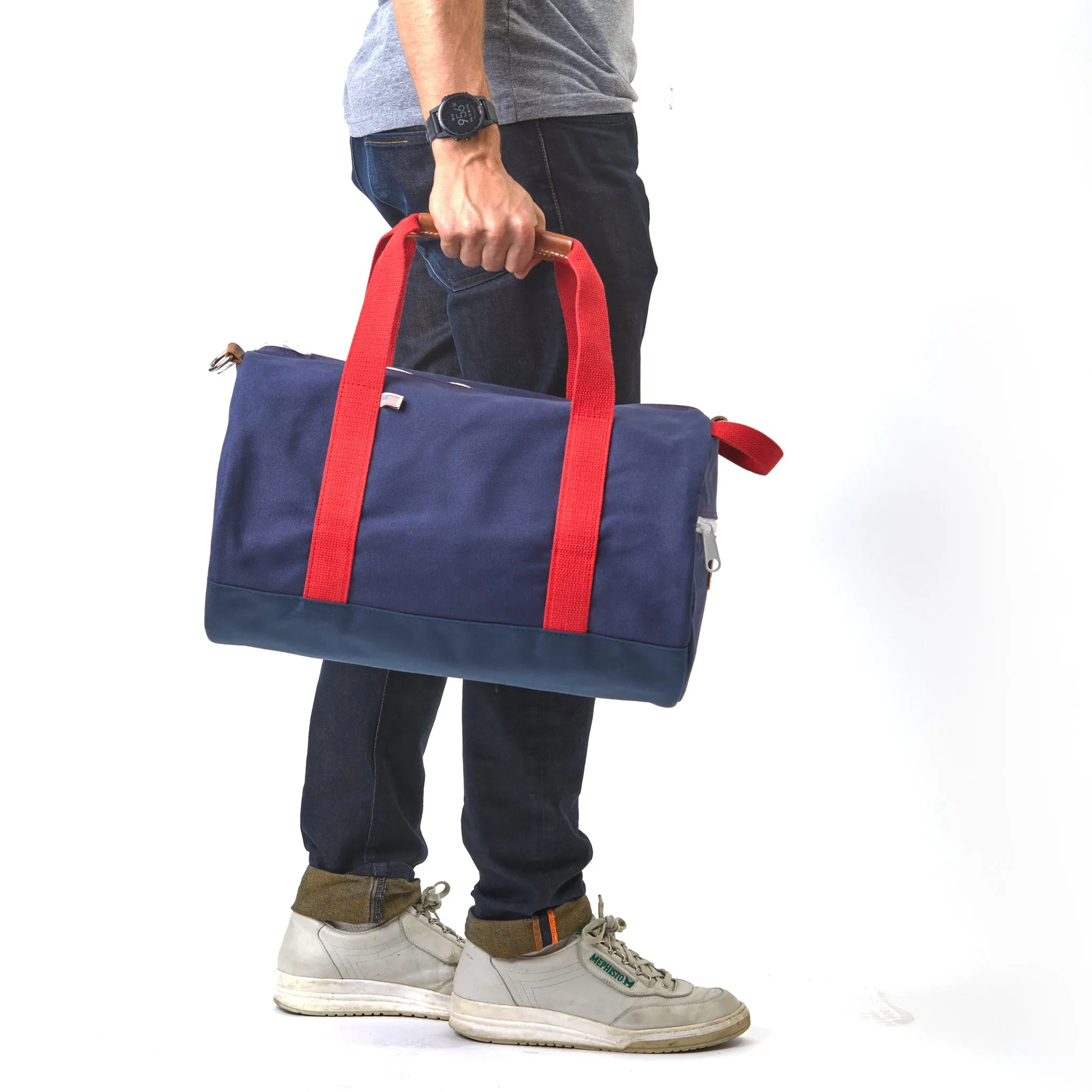 Medium Chatham Duffel Bag- Navy/Red