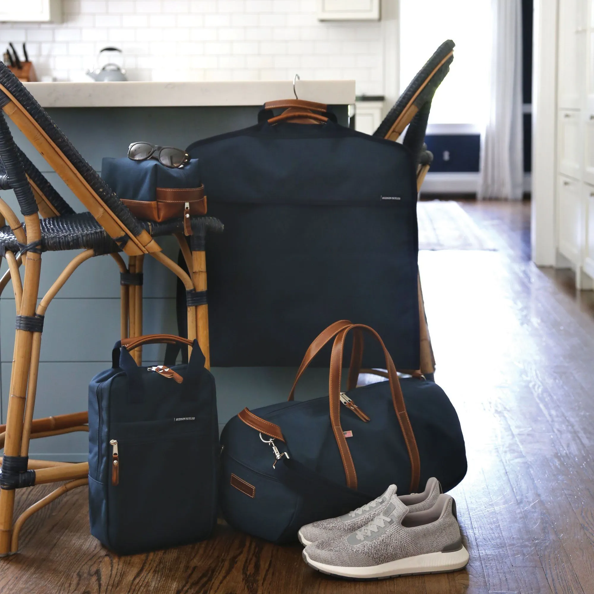 Wilmington Duffel with Shoe Compartment - Navy/Whiskey Brown